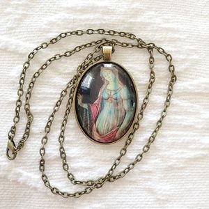 Handmade Botticelli Venus Art Necklace Glass Oval Frame